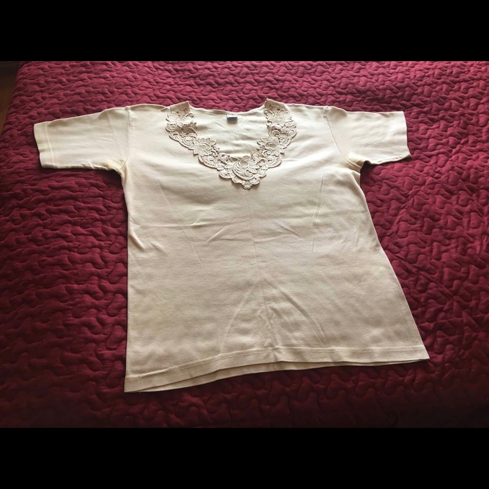 Women blouse